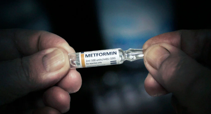 Metformin: Unveiling Its Potential in Combating Gum Disease and Aging